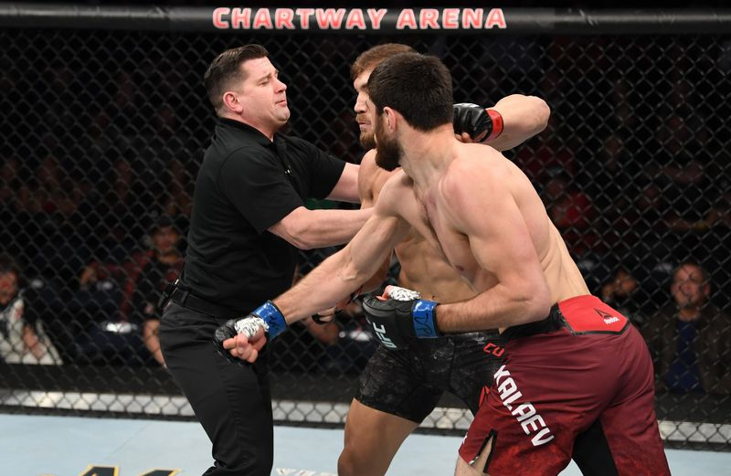 UFC bestätigt Ion Cutelaba und Magomed Ankalaev nach einer der umstrittensten Unterbrechungen aller Zeiten für ein Rematch bei UFC 249